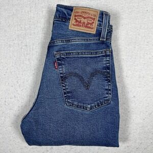 Levis Wedgie Straight Jeans Womens 24 Blue Medium Wash High Rise Slim Stretch